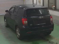 Toyota IST лот № 250 оценка 3  с аукциона в Японии 1