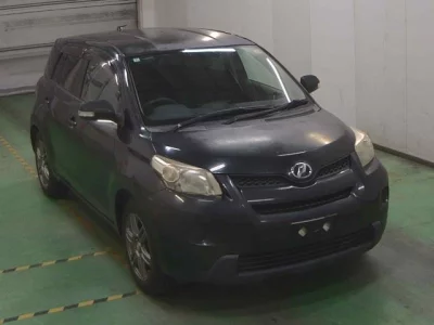 Toyota IST  с аукциона в Японии