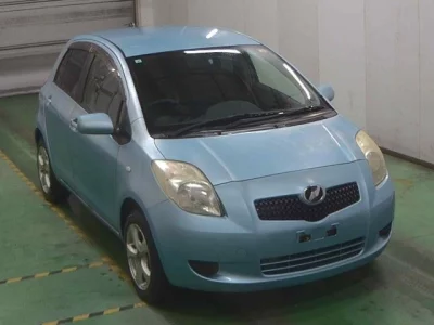 Toyota VITZ  с аукциона в Японии