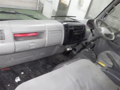 Toyota DYNA  с аукциона в Японии