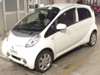 Mitsubishi I-MIEV лот № 8023 оценка 3.5  с аукциона в Японии 3