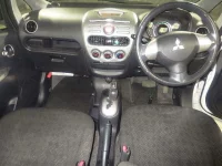 Mitsubishi I-MIEV лот № 8023 оценка 3.5  с аукциона в Японии 2