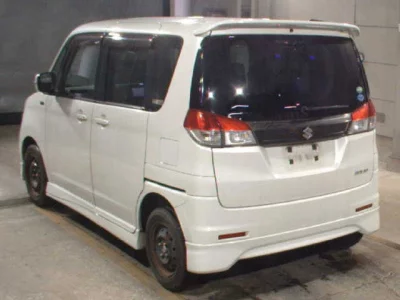 Suzuki Solio