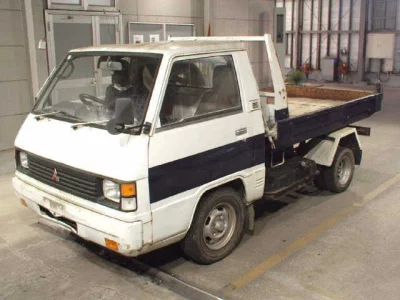 Mitsubishi Delica Truck