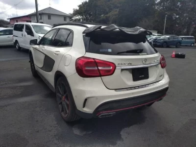 Mercedes-Benz GLA-Class