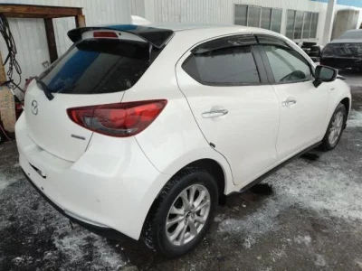 Mazda Mazda2