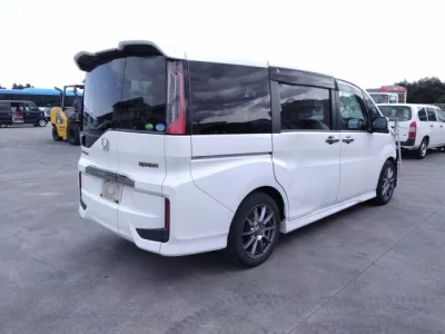Honda STEP WAGON