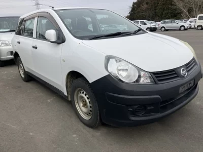 Nissan AD