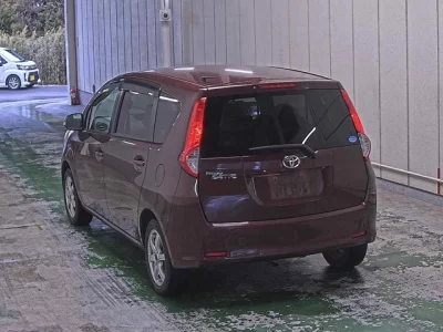Toyota PASSO SETTE