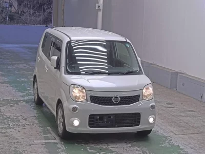 Nissan MOCO  с аукциона в Японии