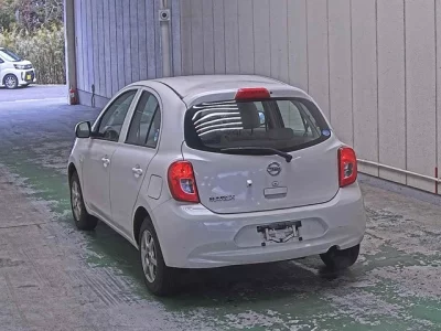 Nissan March
