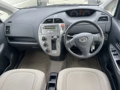 Toyota RACTIS  с аукциона в Японии