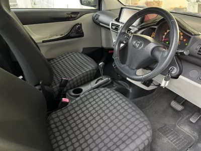Toyota iQ