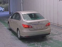Nissan SYLPHY лот № 6155 оценка RA  с аукциона в Японии 1