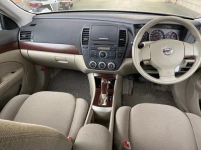 Nissan SYLPHY  с аукциона в Японии