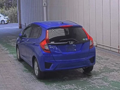 Honda FIT  с аукциона в Японии