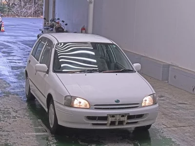 Toyota STARLET  с аукциона в Японии