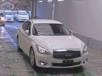 Nissan Fuga