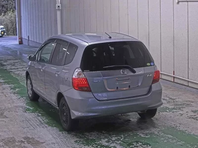 Honda FIT  с аукциона в Японии