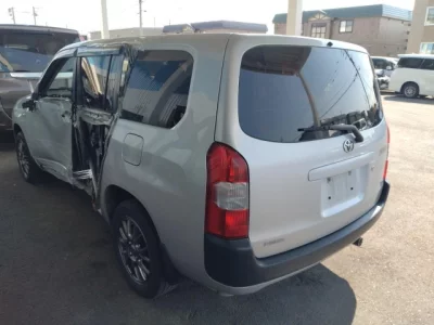 Toyota SUCCEED