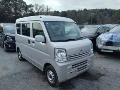 Nissan CLIPPER VAN