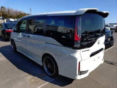 Honda STEP WAGON