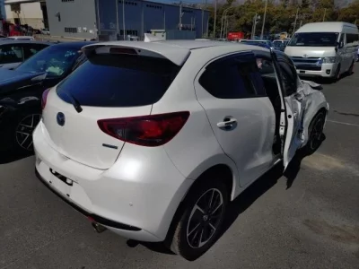 Mazda Mazda2