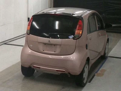 Mitsubishi I  с аукциона в Японии