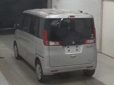 Suzuki Spacia