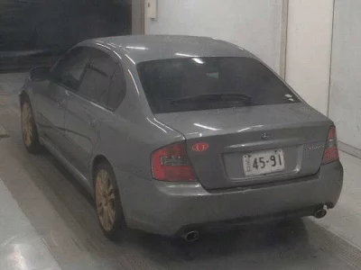 Subaru LEGACY B4