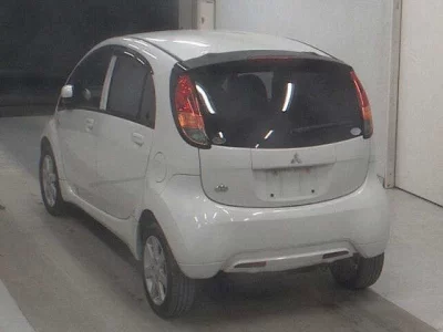 Mitsubishi I  с аукциона в Японии