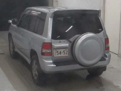 Mitsubishi Pajero iO