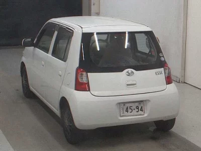 Daihatsu Esse