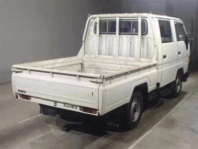 Toyota HIACE TRUCK  с аукциона в Японии