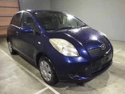 Toyota VITZ  с аукциона в Японии