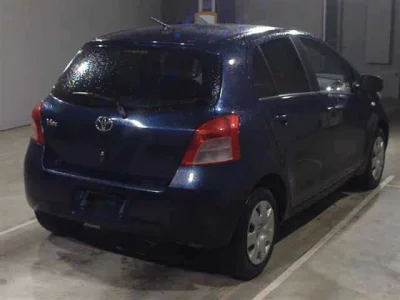 Toyota VITZ  с аукциона в Японии