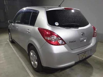 Nissan Tiida