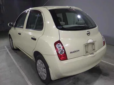 Nissan MARCH  с аукциона в Японии