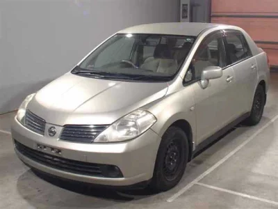 Nissan Tiida Latio