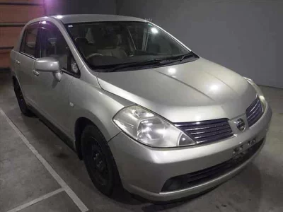 Nissan Tiida Latio