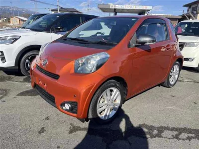 Toyota iQ