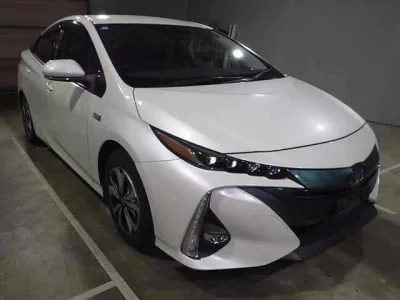 Toyota PRIUS PHV
