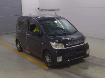 Daihatsu MOVE  с аукциона в Японии