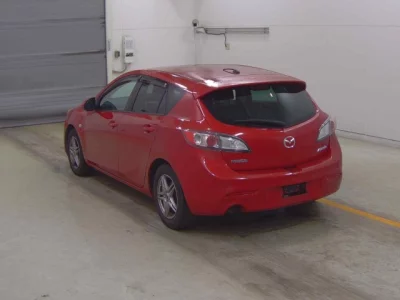Mazda AXELA  с аукциона в Японии