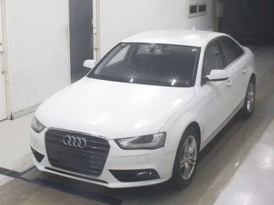 Audi A4  с аукциона в Японии