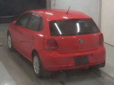 Volkswagen Polo  с аукциона в Японии
