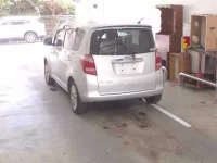 Toyota RACTIS лот № 1102 оценка R  с аукциона в Японии 1