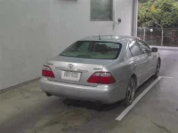 Toyota CROWN лот № 1098 оценка 3  с аукциона в Японии 4