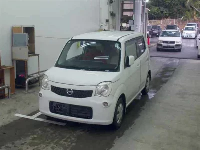 Nissan MOCO  с аукциона в Японии