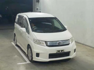 Honda FREED  с аукциона в Японии